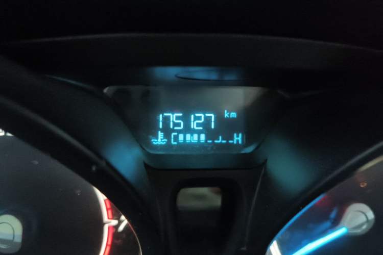 Used Ford Fiesta 2013 Sedan 1.5L Manual Fashion Edition Odometer Close Up