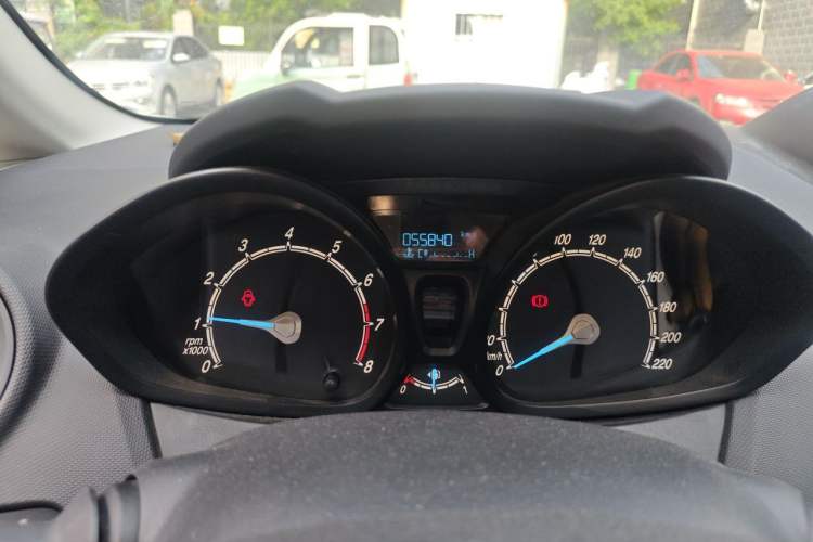 Used Ford Fiesta 2013 Hatchback 1.5L Manual Fashion Edition Odometer Close Up