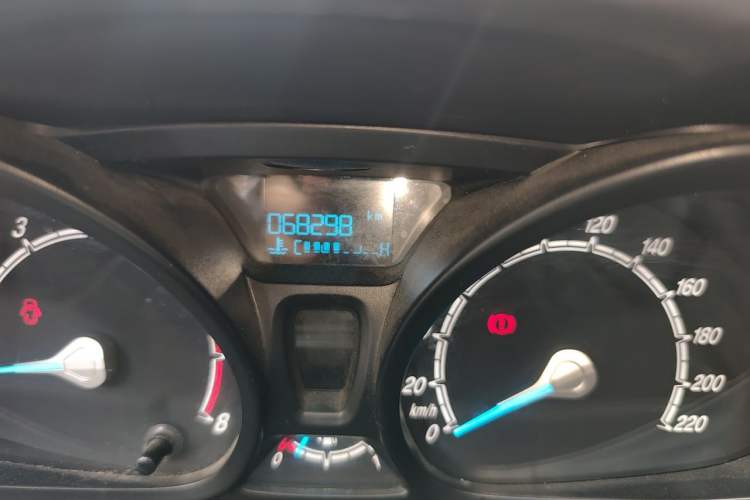 Used Ford Fiesta 2013 Hatchback 1.5L Manual Fashion Edition Odometer Close Up