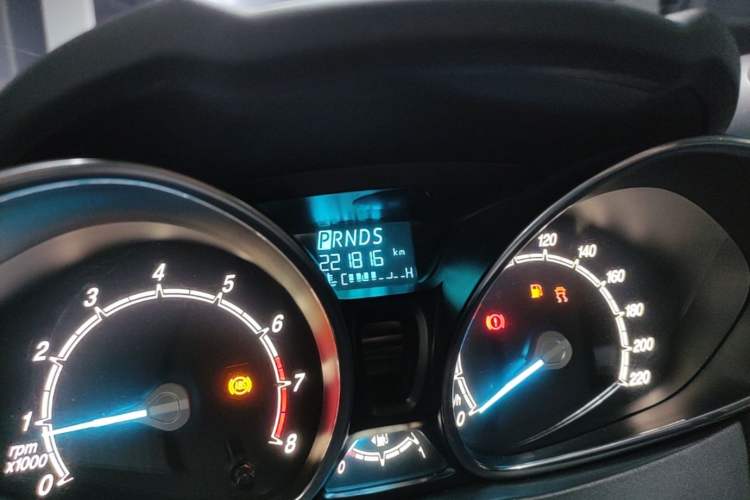Used Ford Fiesta 2013 Hatchback 1.5L Automatic Fashion Edition Odometer Close Up
