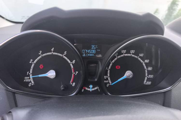 Used Ford Fiesta 2013 Hatchback 1.5L Manual Fashion Edition Odometer Close Up