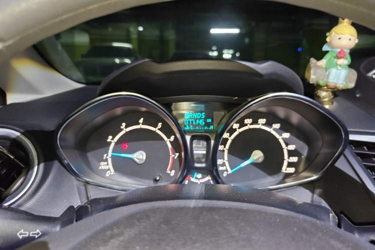 Used Ford Fiesta 2013 Sedan 1.5L Automatic Fashion Edition Odometer Close Up