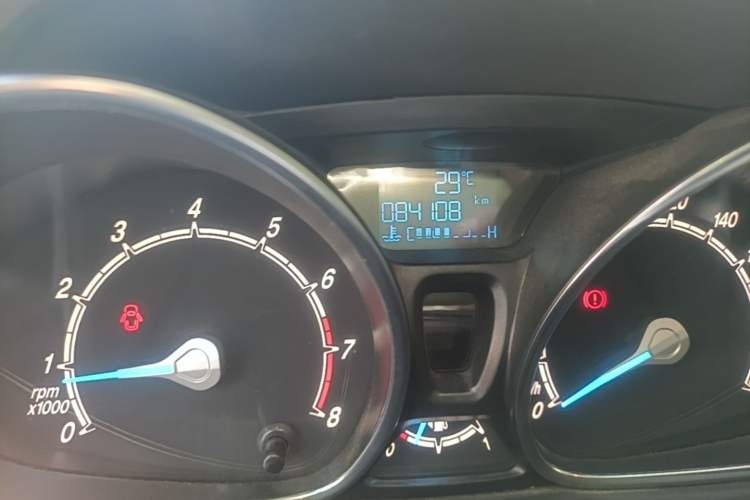 Used Ford Fiesta 2013 Sedan 1.5L Manual Fashion Edition Odometer Close Up