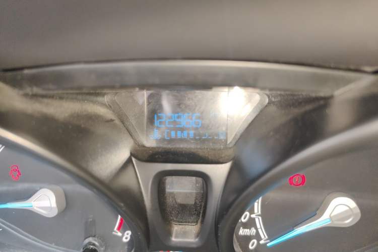 Used Ford Fiesta 2013 Hatchback 1.5L Manual Fashion Edition Odometer Close Up