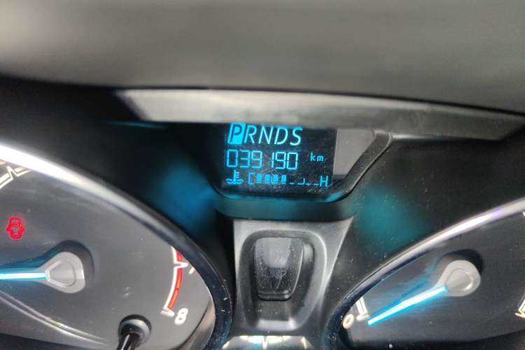 Used Ford Fiesta 2013 Sedan 1.5L Automatic Fashion Edition Odometer Close Up