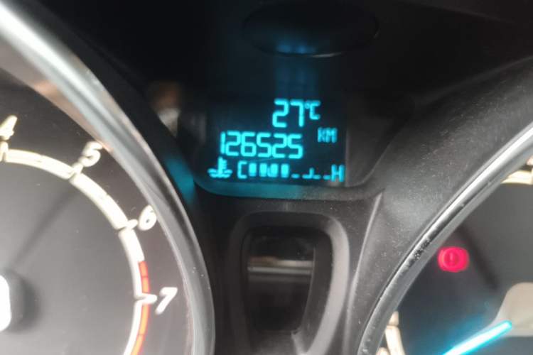 Used Ford Fiesta 2013 Hatchback 1.5L Manual Fashion Edition Odometer Close Up