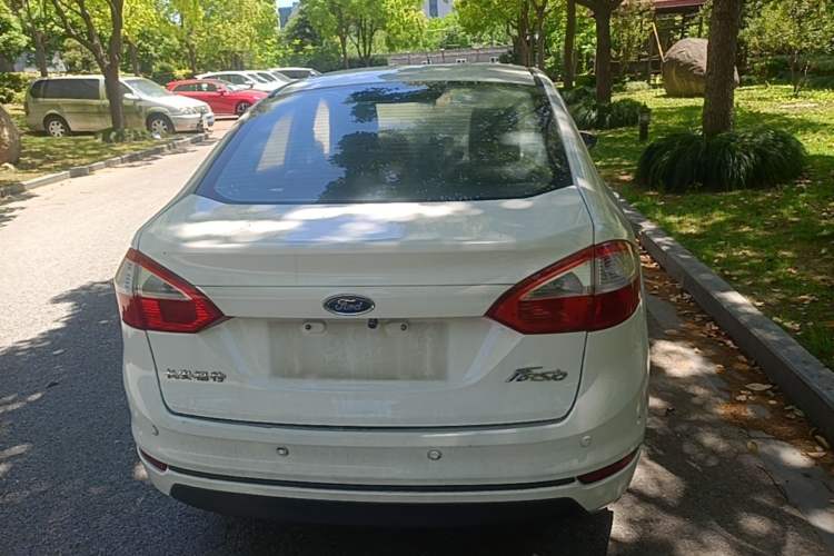 Used Ford Fiesta 2013 Sedan 1.5L Manual Fashion Edition Rear