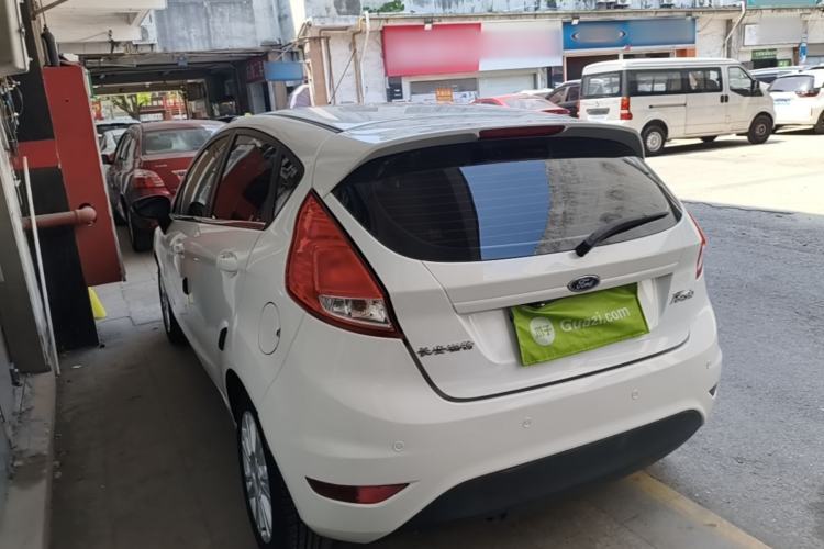 Used Ford Fiesta 2013 Hatchback 1.5L Manual Fashion Edition Rear Left 45 Deg