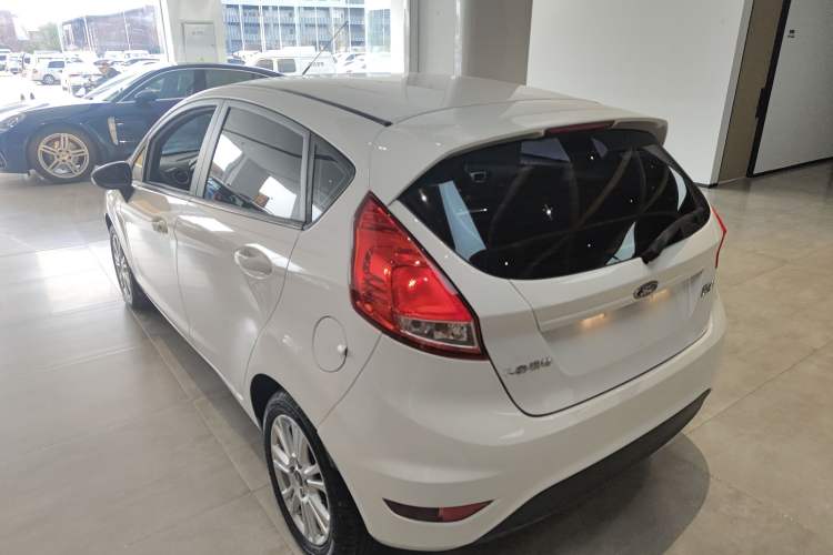 Used Ford Fiesta 2013 Hatchback 1.5L Automatic Fashion Edition Rear Left 45 Deg
