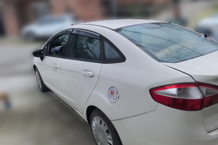 Used Ford Fiesta 2013 Hatchback 1.5L Manual Fashion Edition Rear Left 45 Deg