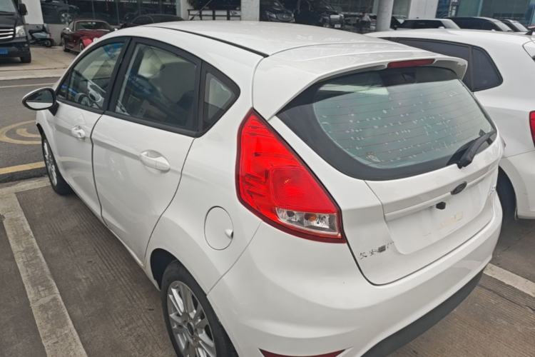 Used Ford Fiesta 2013 Hatchback 1.5L Automatic Fashion Edition Rear Left 45 Deg