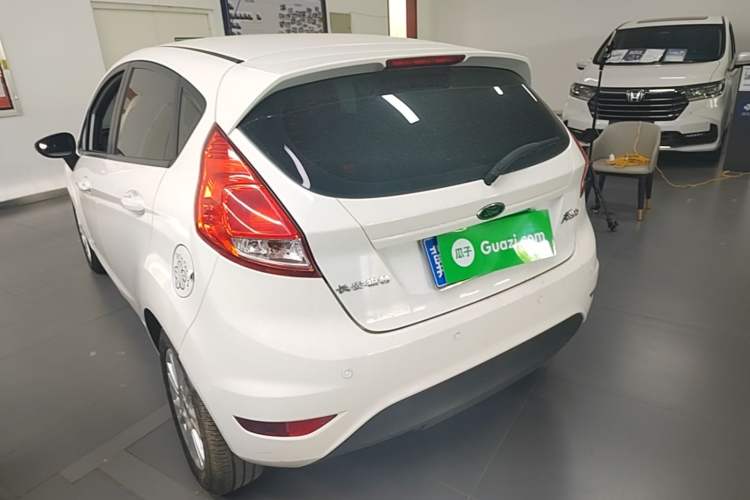 Used Ford Fiesta 2013 Hatchback 1.5L Automatic Fashion Edition Rear Left 45 Deg