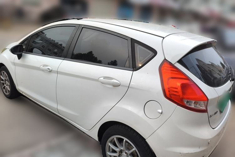 Used Ford Fiesta 2013 Hatchback 1.5L Manual Fashion Edition Rear Left 45 Deg