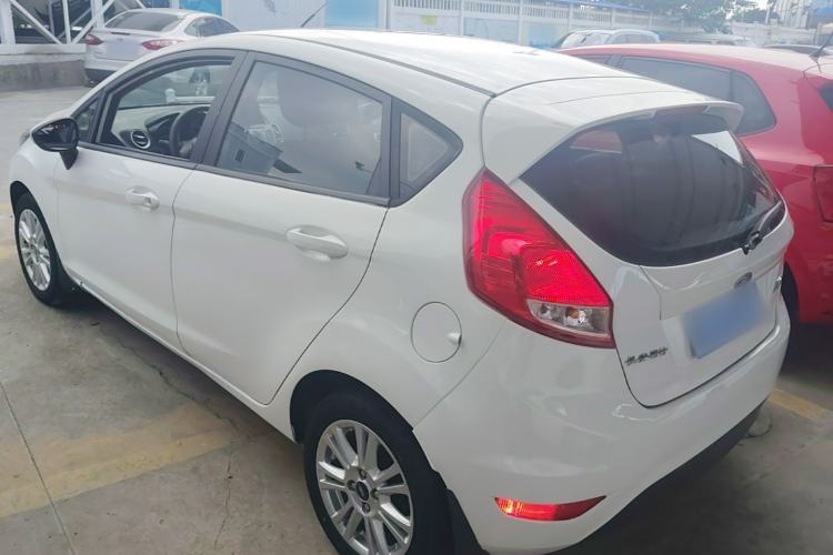 Used Ford Fiesta 2013 Hatchback 1.5L Automatic Fashion Edition Rear Left 45 Deg