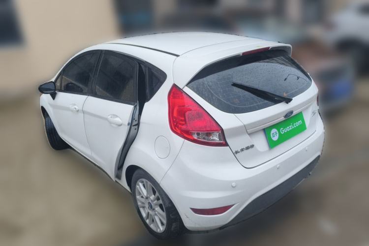 Used Ford Fiesta 2013 Hatchback 1.5L Manual Fashion Edition Rear Left 45 Deg