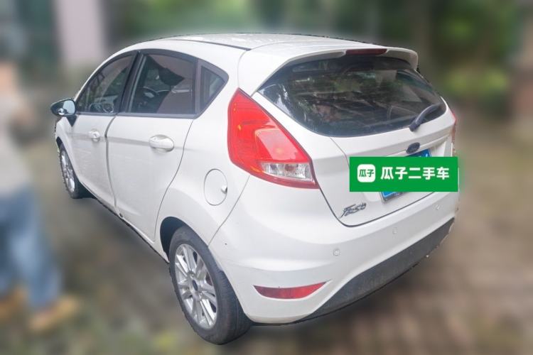 Used Ford Fiesta 2013 Hatchback 1.5L Automatic Fashion Edition Rear Left 45 Deg