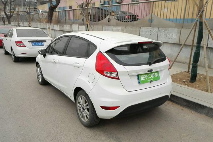 Used Ford Fiesta 2013 Hatchback 1.5L Automatic Fashion Edition Rear Left 45 Deg
