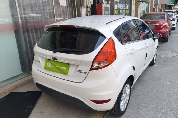 Used Ford Fiesta 2013 Hatchback 1.5L Manual Fashion Edition Rear Right 45 Deg