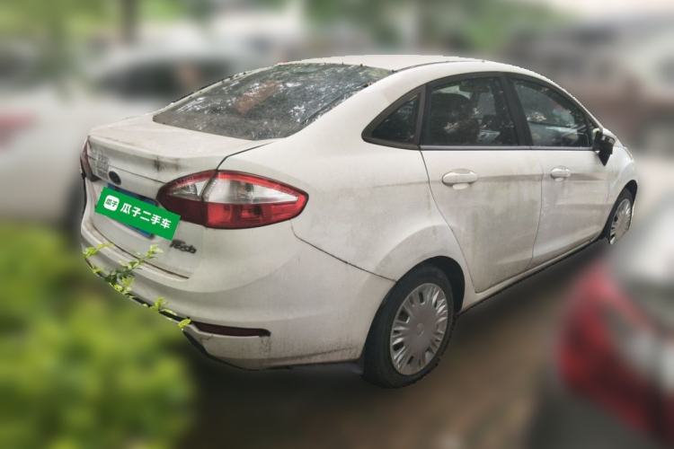 Used Ford Fiesta 2013 Sedan 1.5L Manual Fashion Edition Rear Right 45 Deg