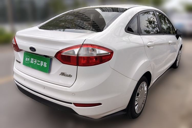 Used Ford Fiesta 2013 Sedan 1.5L Manual Fashion Edition Rear Right 45 Deg