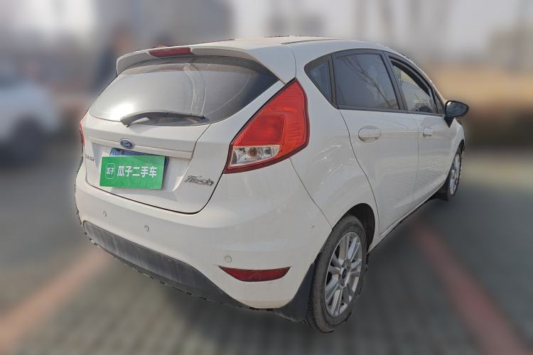 Used Ford Fiesta 2013 Hatchback 1.5L Automatic Fashion Edition Rear Right 45 Deg