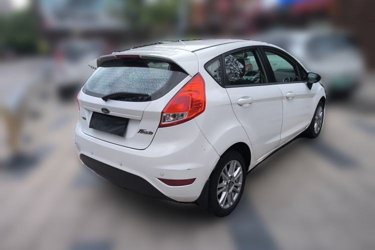 Used Ford Fiesta 2013 Hatchback 1.5L Automatic Fashion Edition Rear Right 45 Deg