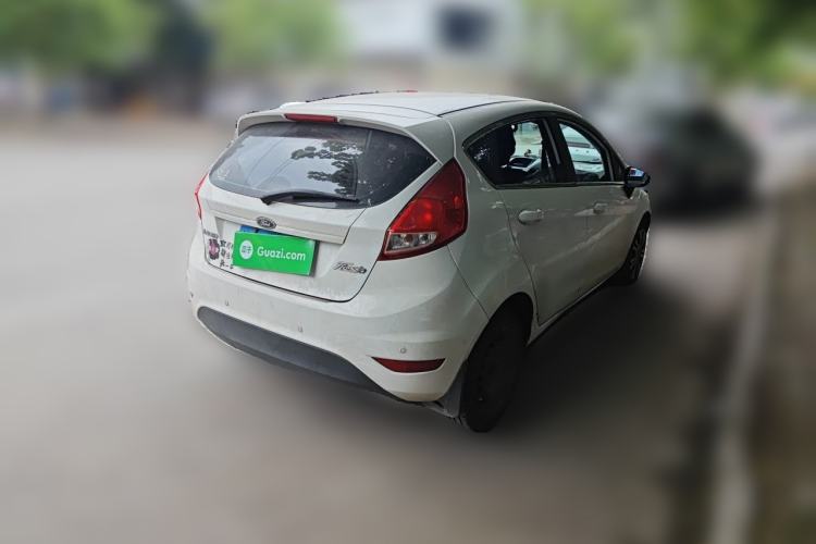 Used Ford Fiesta 2013 Hatchback 1.5L Manual Fashion Edition Rear Right 45 Deg