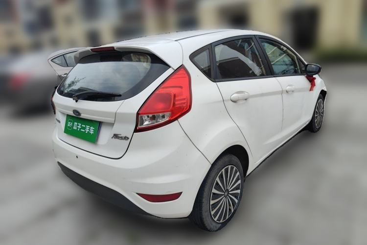 Used Ford Fiesta 2013 Hatchback 1.5L Manual Fashion Edition Rear Right 45 Deg