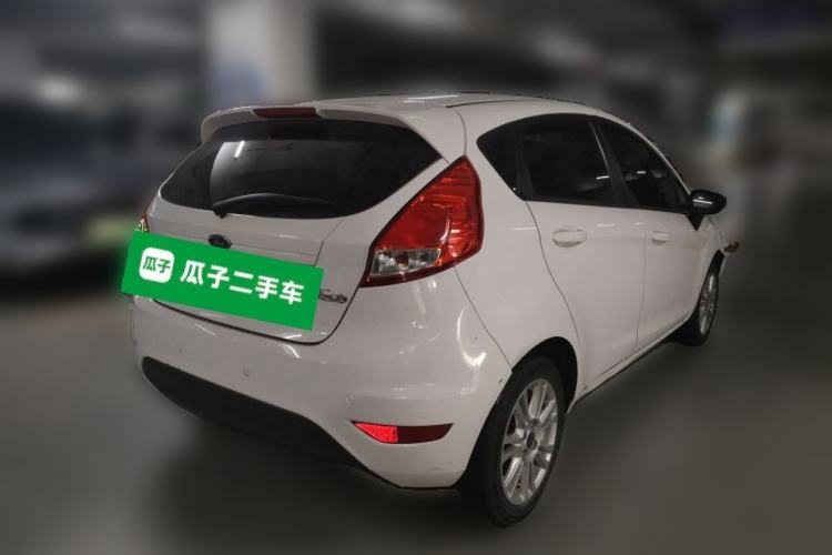 Used Ford Fiesta 2013 Hatchback 1.5L Automatic Fashion Edition Rear Right 45 Deg