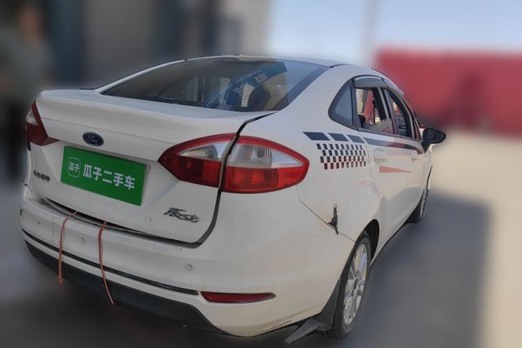 Used Ford Fiesta 2013 Sedan 1.5L Manual Fashion Edition Rear Right 45 Deg