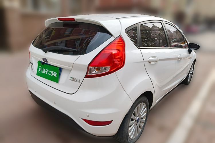 Used Ford Fiesta 2013 Hatchback 1.5L Manual Fashion Edition Rear Right 45 Deg