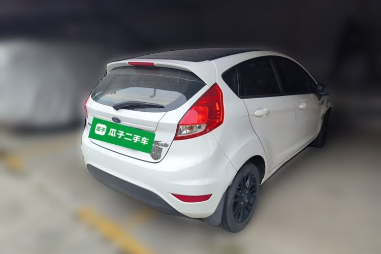 Used Ford Fiesta 2013 Hatchback 1.5L Manual Fashion Edition Rear Right 45 Deg