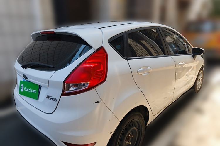 Used Ford Fiesta 2013 Hatchback 1.5L Manual Fashion Edition Rear Right 45 Deg