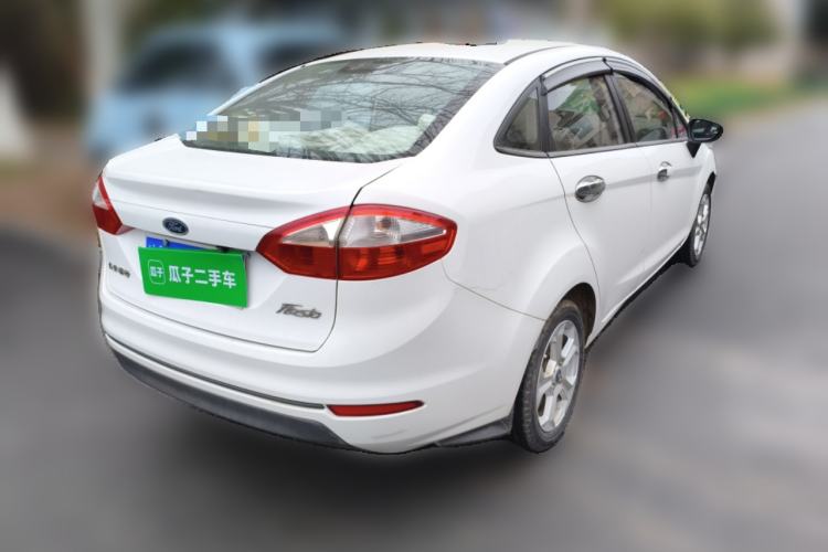 Used Ford Fiesta 2013 Sedan 1.5L Manual Fashion Edition Rear Right 45 Deg