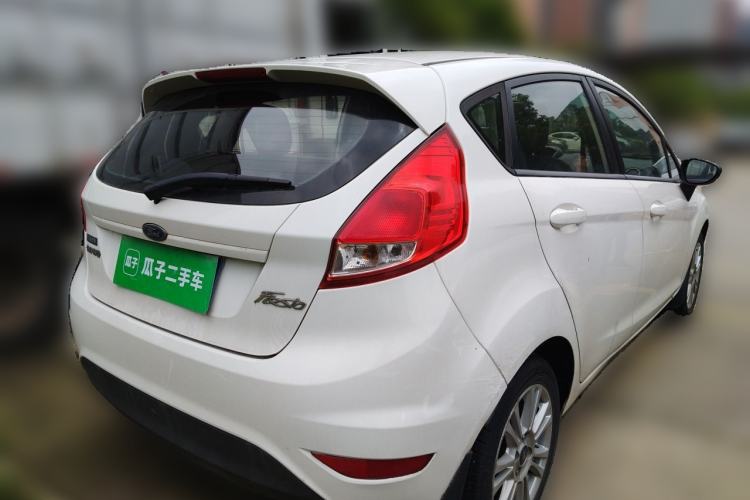 Used Ford Fiesta 2013 Hatchback 1.5L Automatic Fashion Edition Rear Right 45 Deg