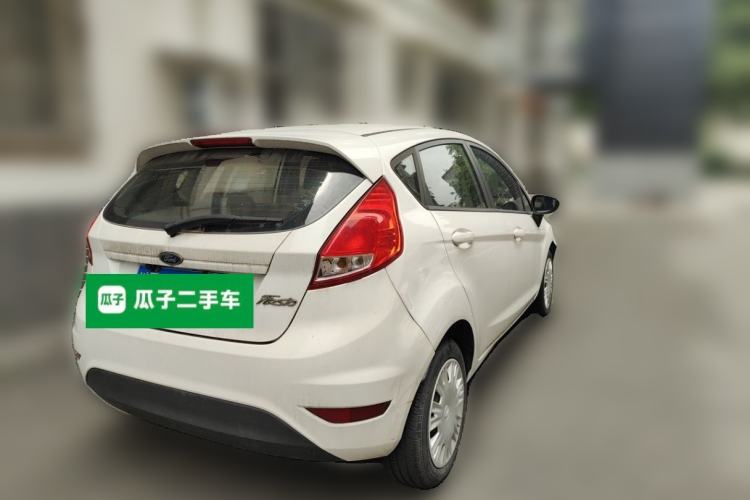 Used Ford Fiesta 2013 Hatchback 1.5L Manual Fashion Edition Rear Right 45 Deg