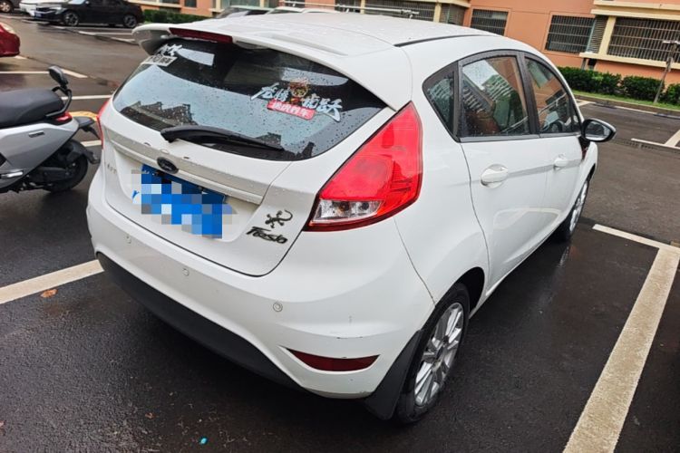 Used Ford Fiesta 2013 Hatchback 1.5L Automatic Fashion Edition Rear Right 45 Deg