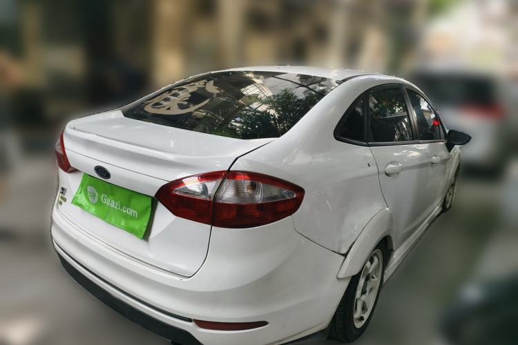 Used Ford Fiesta 2013 Sedan 1.5L Manual Fashion Edition Rear Right 45 Deg
