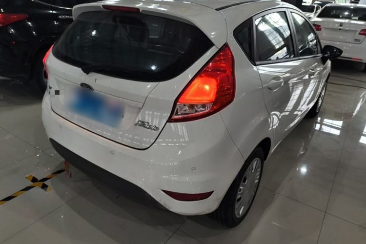 Used Ford Fiesta 2013 Hatchback 1.5L Manual Fashion Edition Rear Right 45 Deg