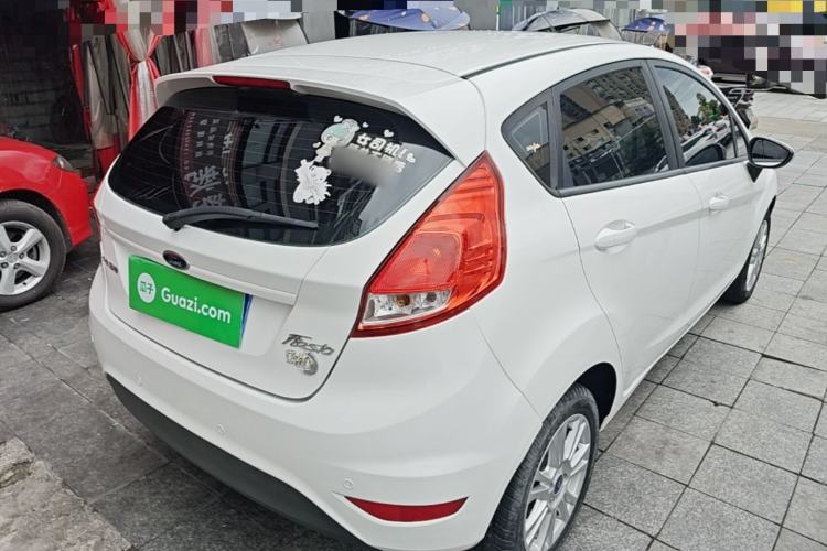 Used Ford Fiesta 2013 Hatchback 1.5L Automatic Fashion Edition Rear Right 45 Deg