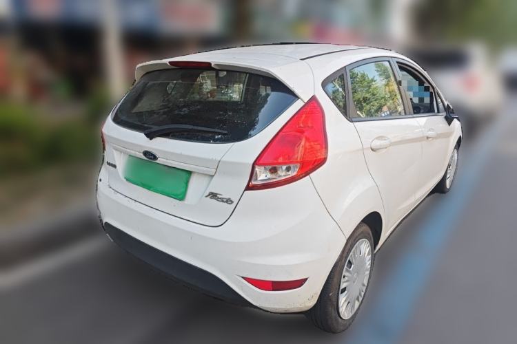 Used Ford Fiesta 2013 Hatchback 1.5L Manual Fashion Edition Rear Right 45 Deg