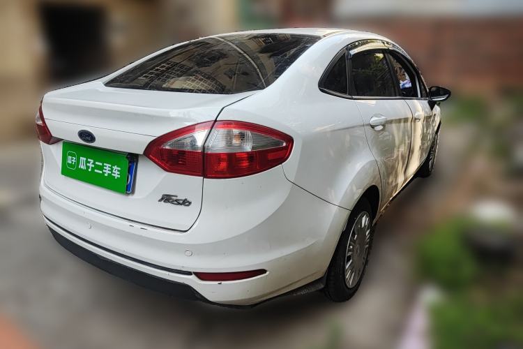 Used Ford Fiesta 2013 Sedan 1.5L Manual Fashion Edition Rear Right 45 Deg