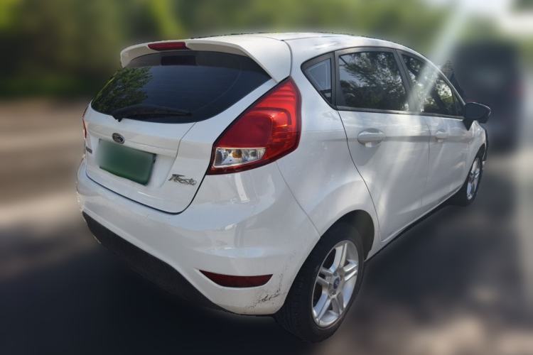 Used Ford Fiesta 2013 Hatchback 1.5L Manual Fashion Edition Rear Right 45 Deg