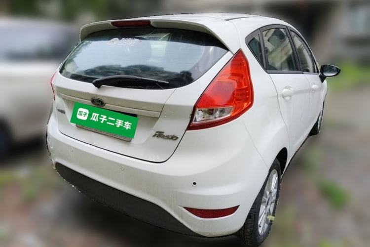 Used Ford Fiesta 2013 Hatchback 1.5L Automatic Fashion Edition Rear Right 45 Deg