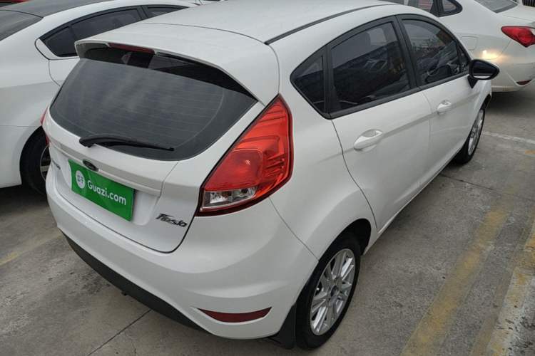 Used Ford Fiesta 2013 Hatchback 1.5L Automatic Fashion Edition Rear Right 45 Deg