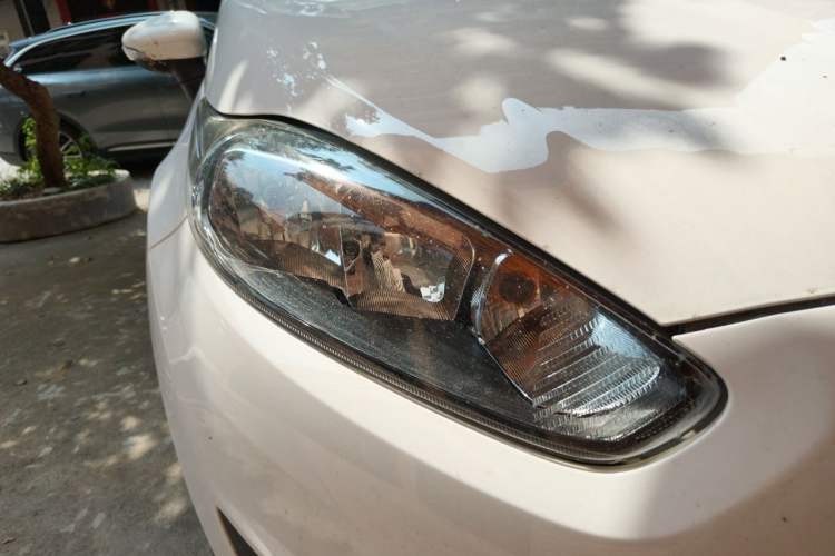 Used Ford Fiesta 2013 Hatchback 1.5L Automatic Fashion Edition Right Front Headlight