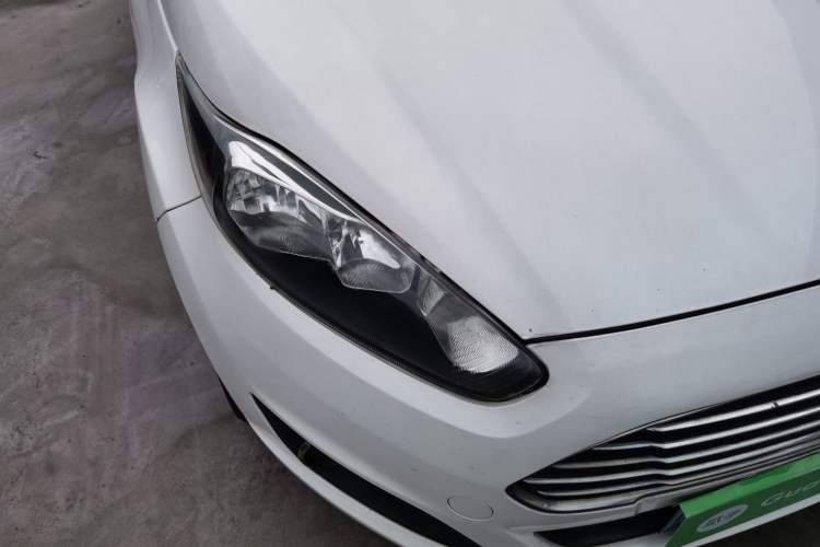 Used Ford Fiesta 2013 Hatchback 1.5L Automatic Prestige Model Right Front Headlight