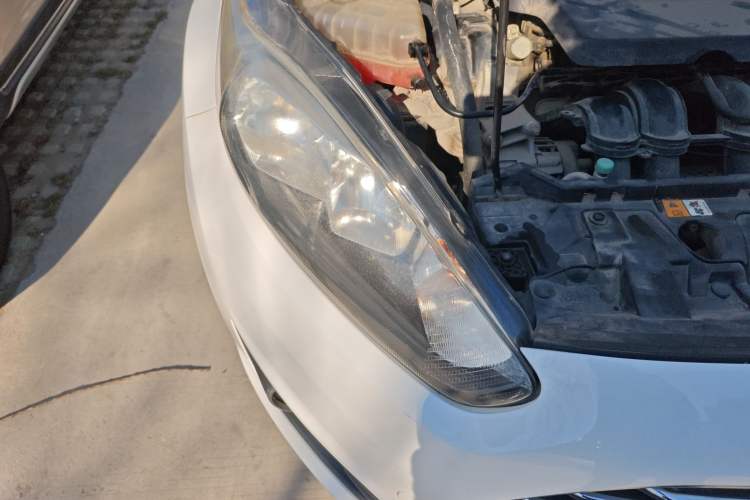 Used Ford Fiesta 2013 Sedan 1.5L Automatic Fashion Edition Right Front Headlight