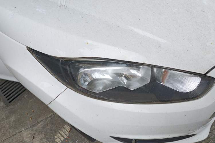 Used Ford Fiesta 2013 Sedan 1.5L Automatic Fashion Edition Right Front Headlight