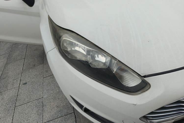 Used Ford Fiesta 2013 Hatchback 1.5L Automatic Prestige Model Right Front Headlight
